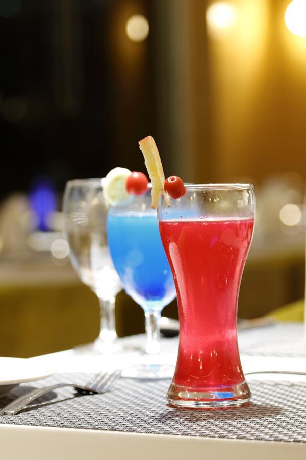 Hotel Silver Heights Αχμπανταμπάντ Εξωτερικό φωτογραφία